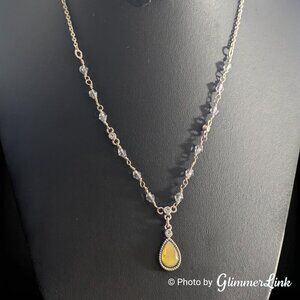 1928 Co Opalescent Green Yellow Teardrop Y-Drop Silver Tone Pendant Necklace